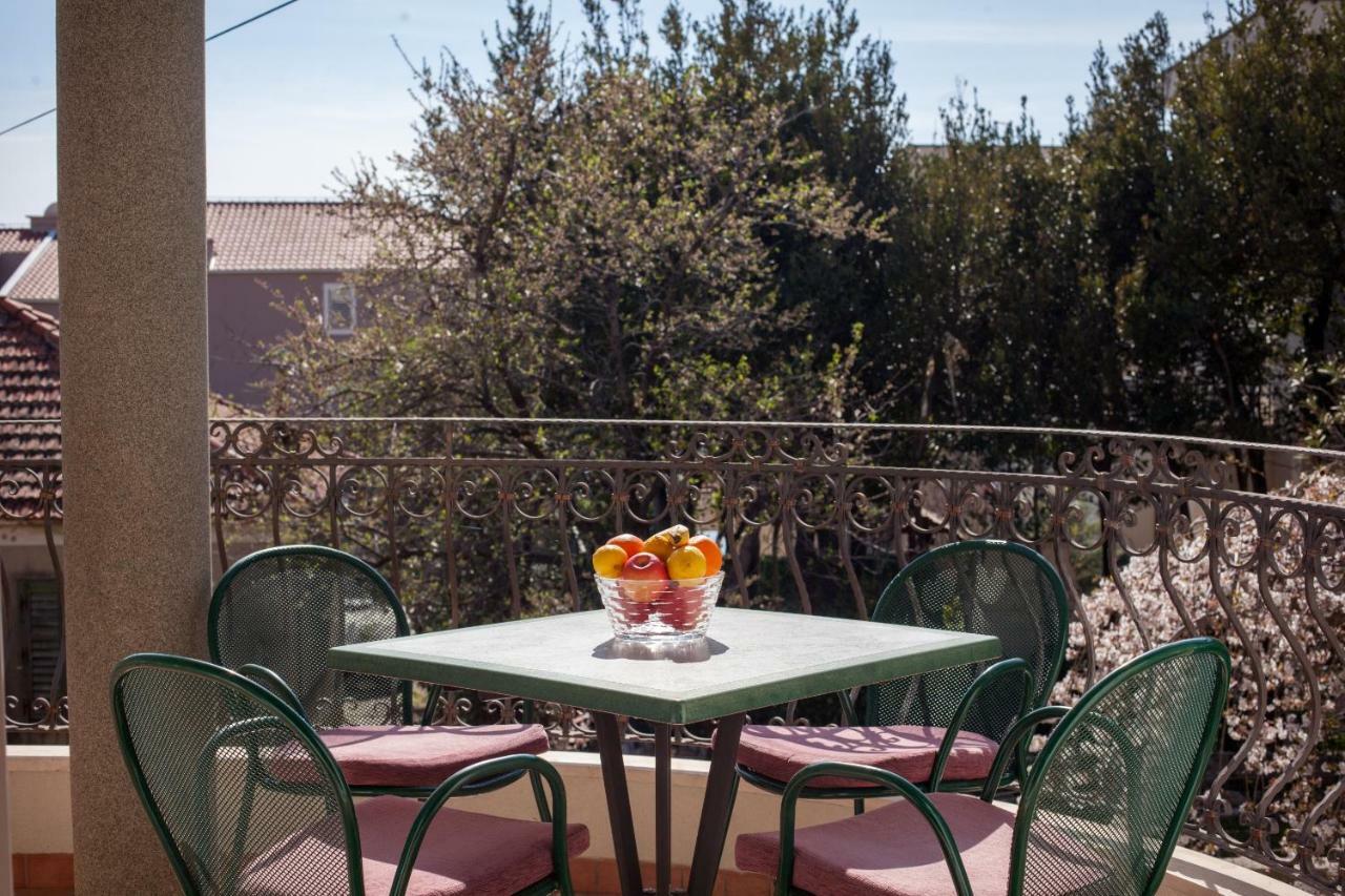 Apartment Cvjetni Dvori Makarska